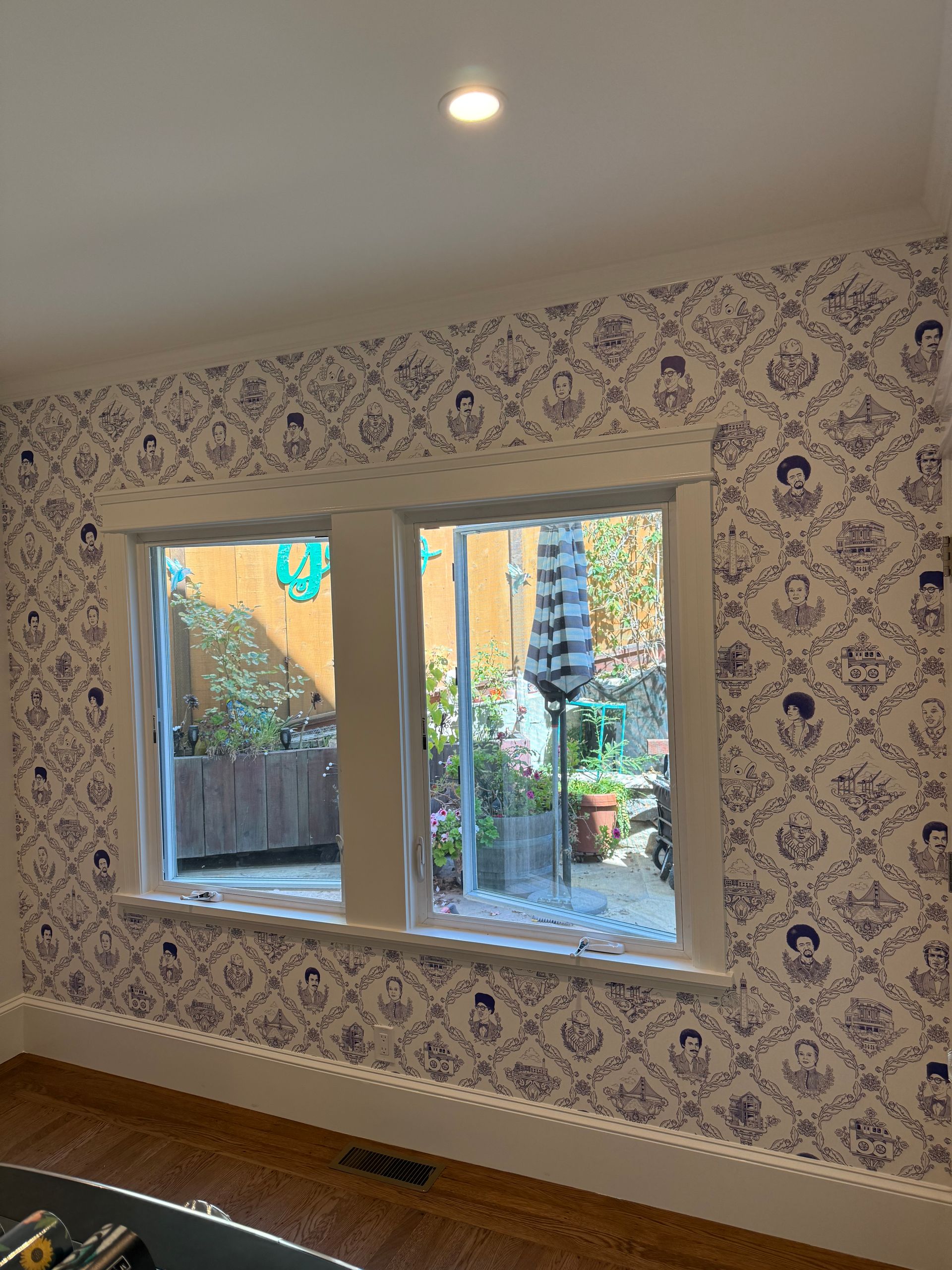 detail-finish-grasscloth-berkeley-bedroom