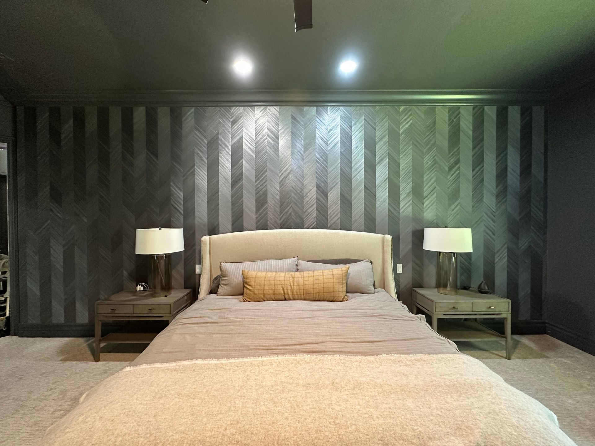 wallpaper-installer-sacramento-ella-decor-bedroom