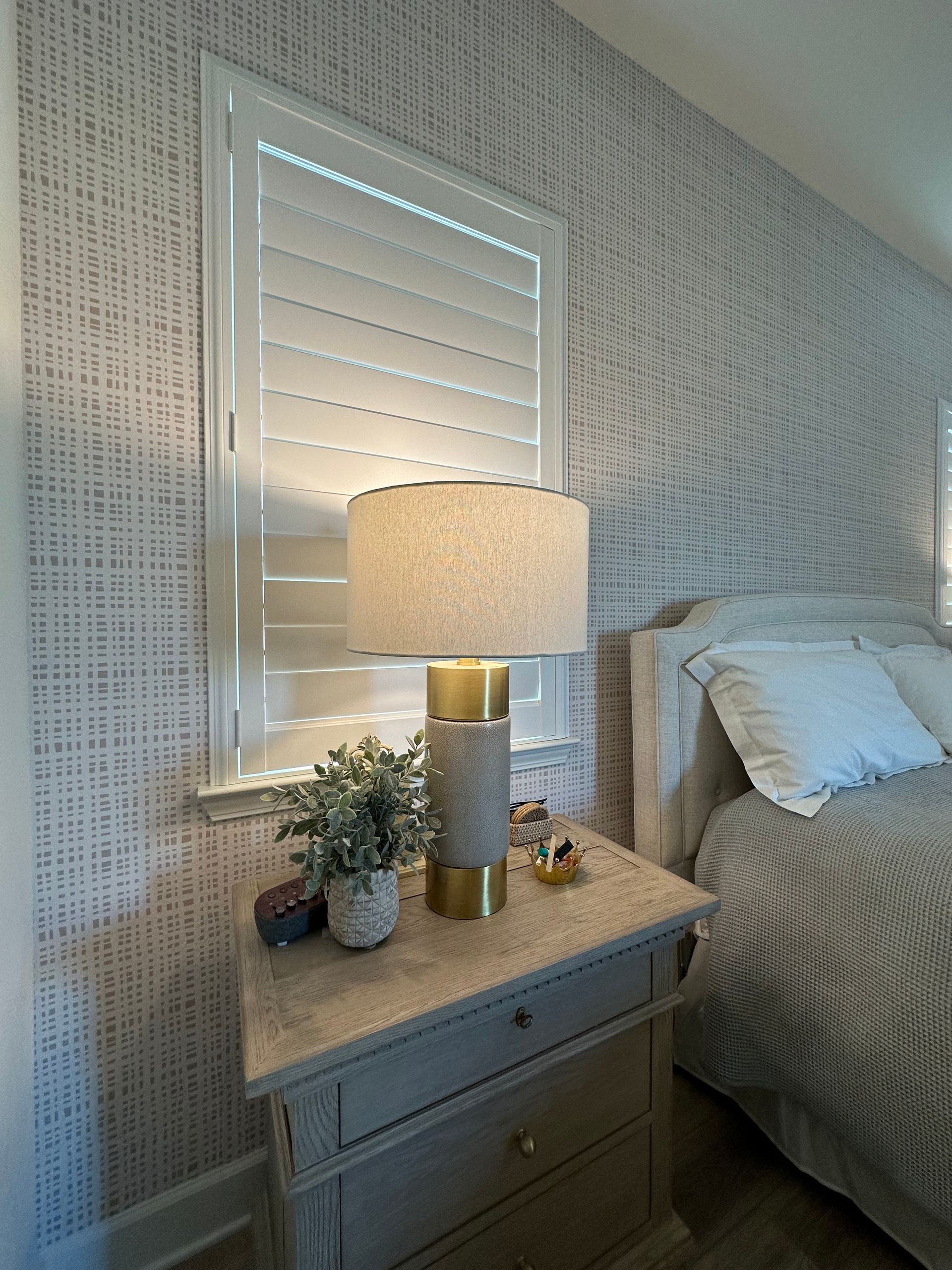 commercial-wallpaper-sacramento-room
