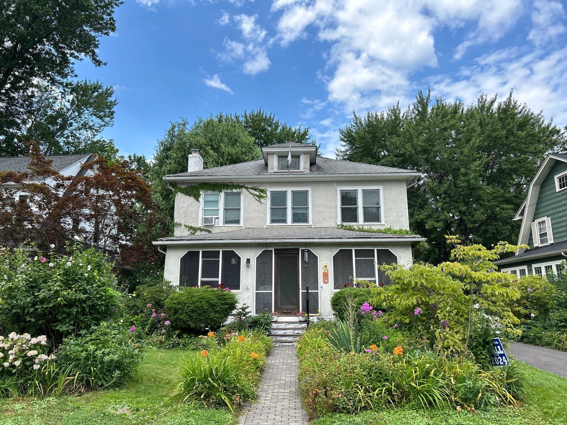 before photo of old roof in West Hartford, CT