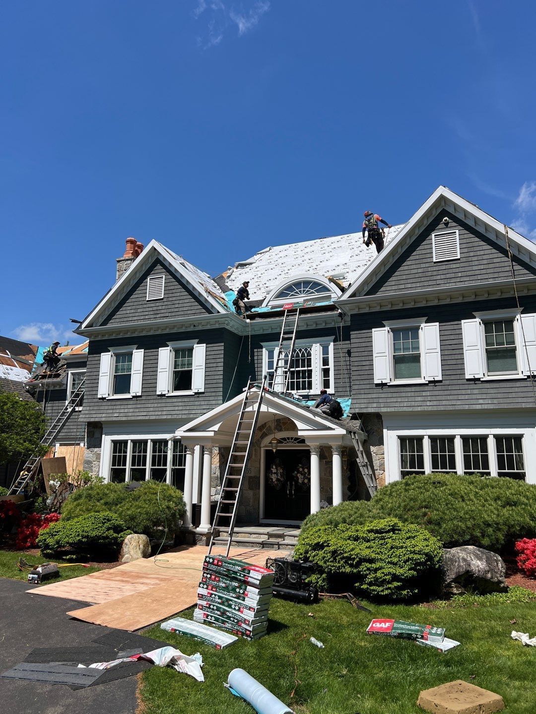 High End Roofing Company working in Farmington, CT