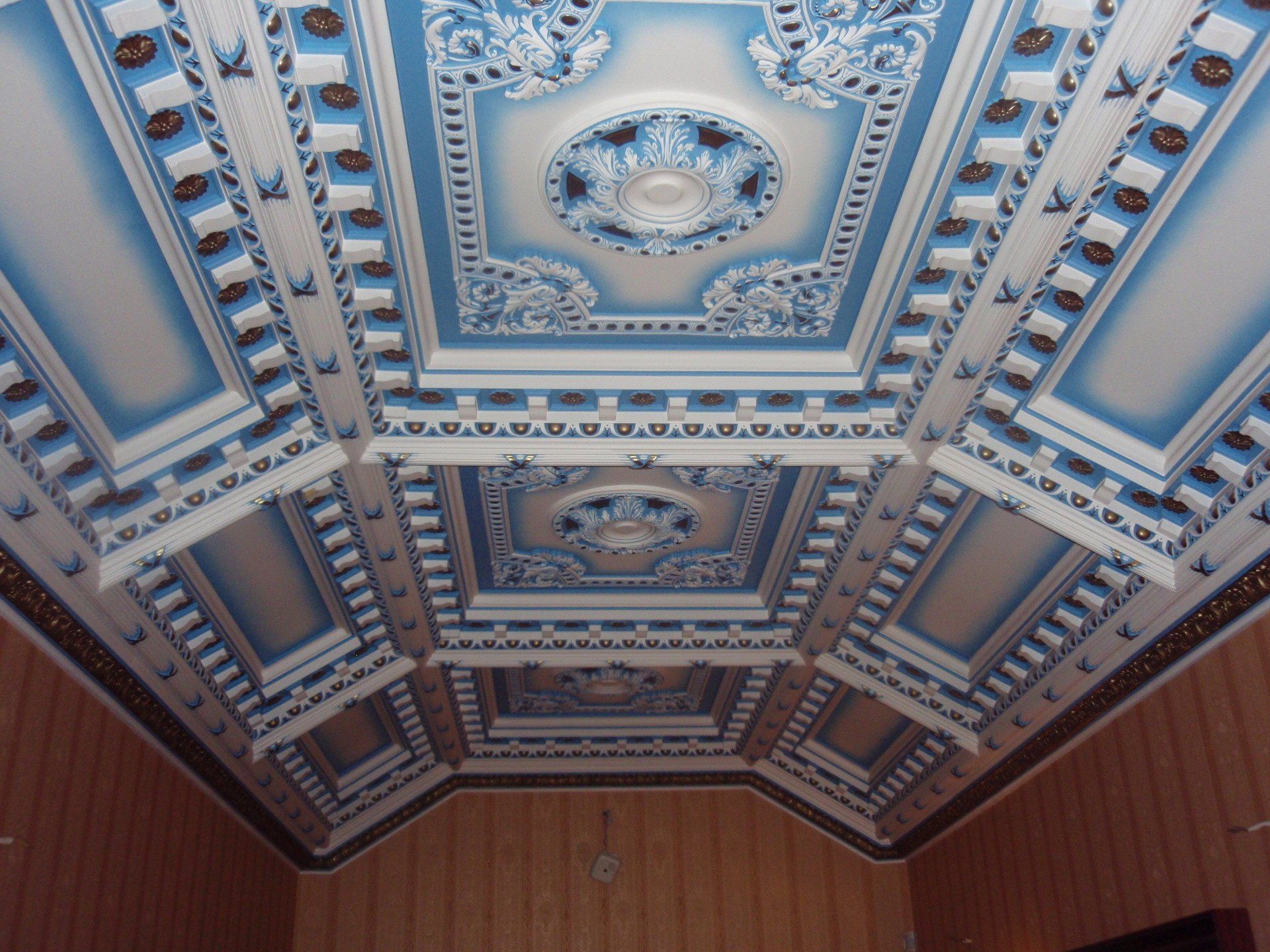 Decorative coving