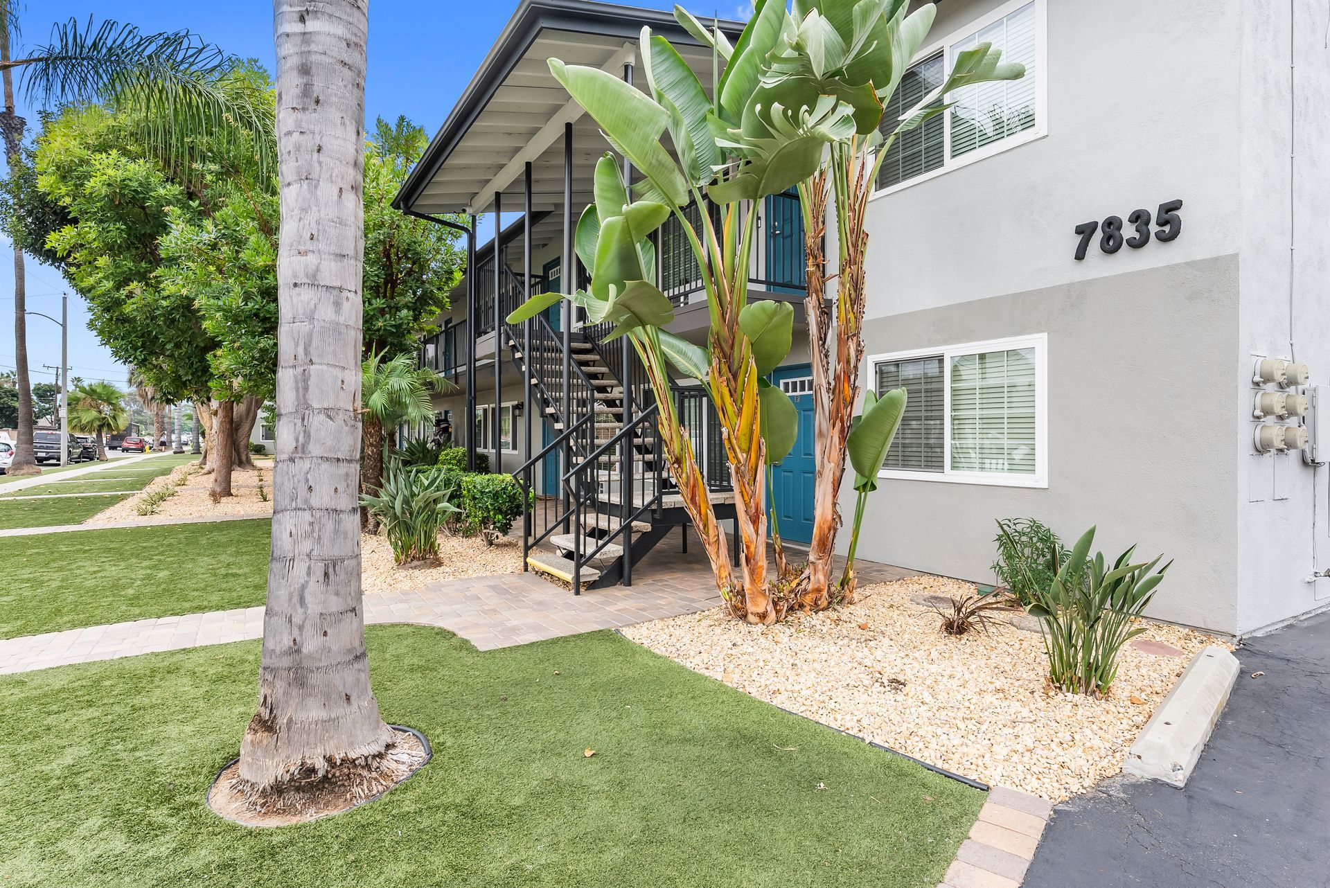 Cantabria exterior and palm trees