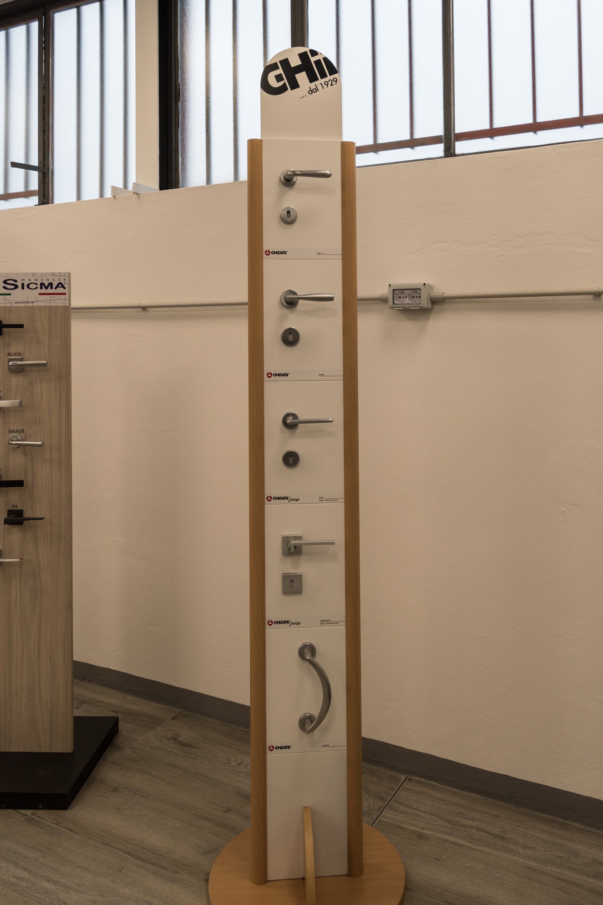 Ferramenta a Firenze: maniglie