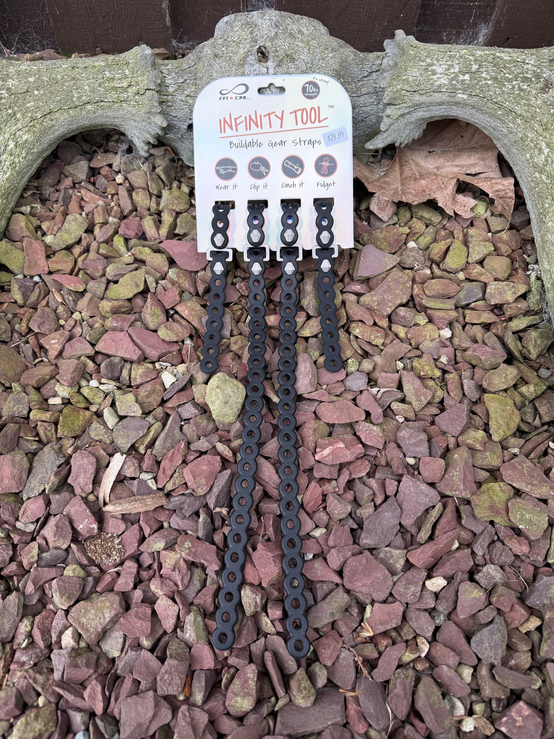 Snow's Outdoor Outfitters Store Image