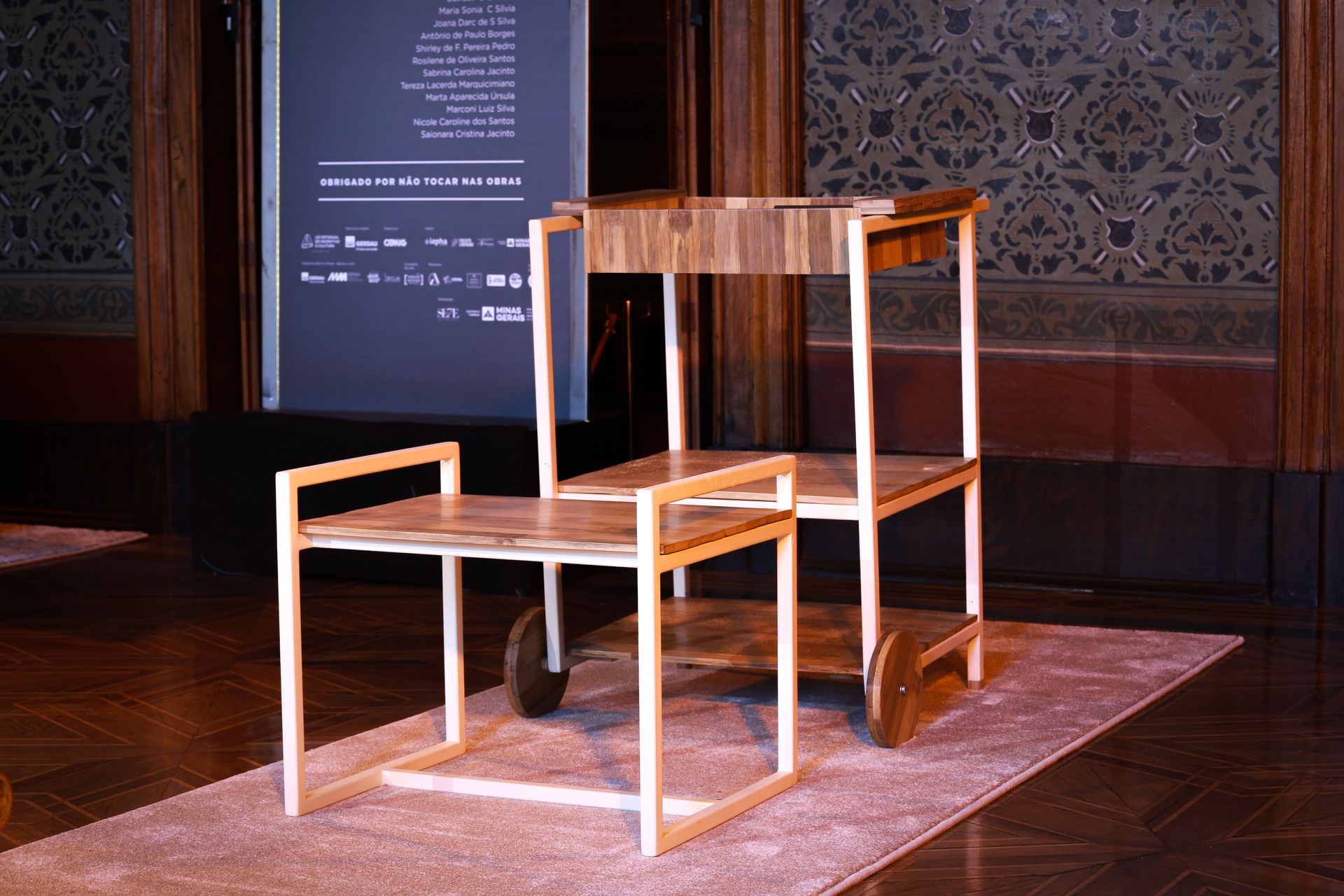 adega-bar-becus-ecodesign-gerdau-modernos-e-eternos