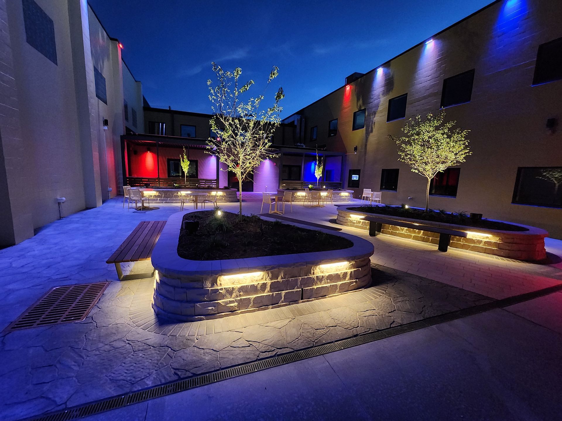 Decorative Landscape Lights — Marion, IA — S&B Scapes