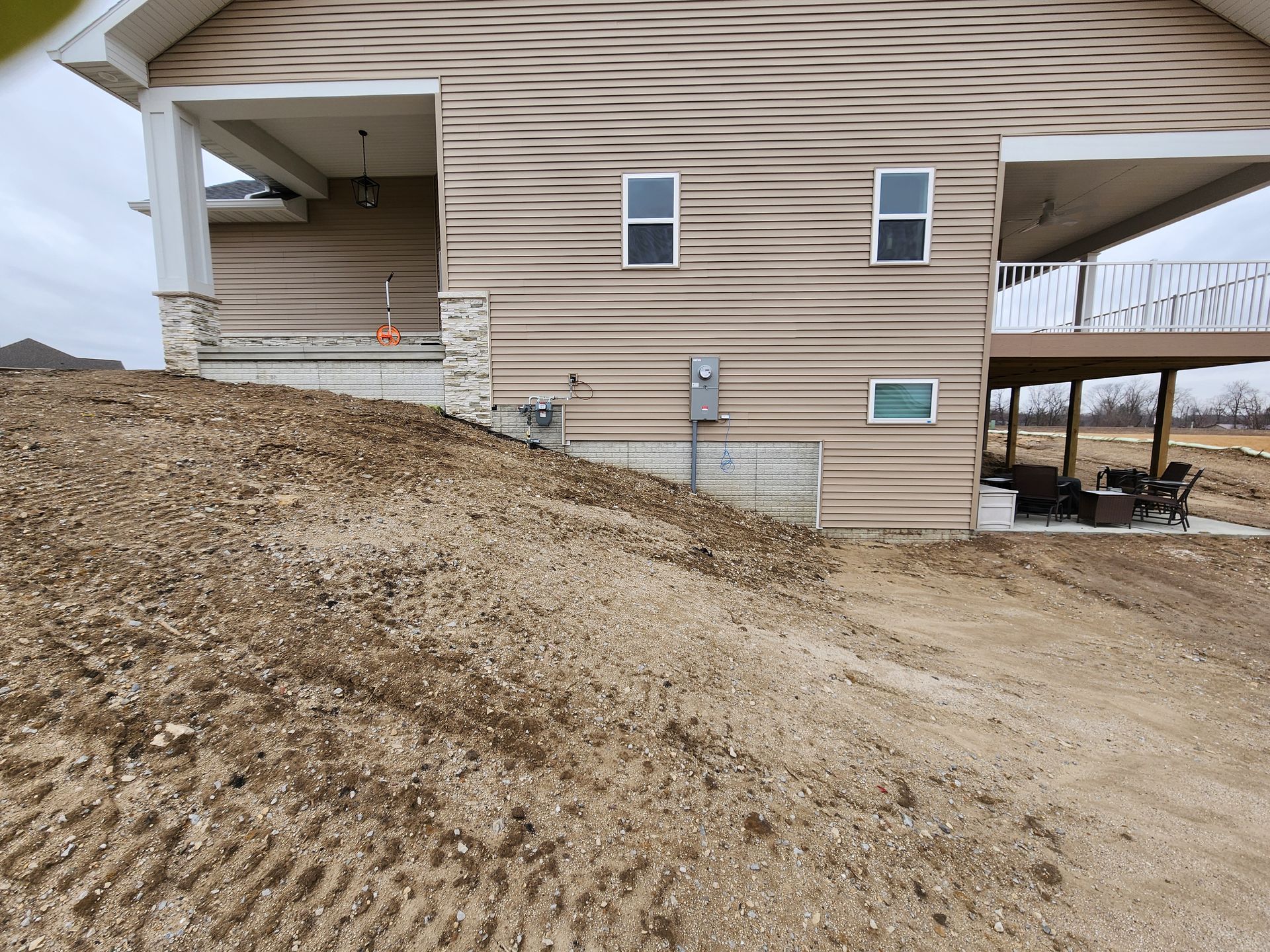 Before Retaining Wall - Marion, IA - S&B Scapes
