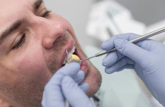 Erosão dentária: entenda as causas e tratamentos