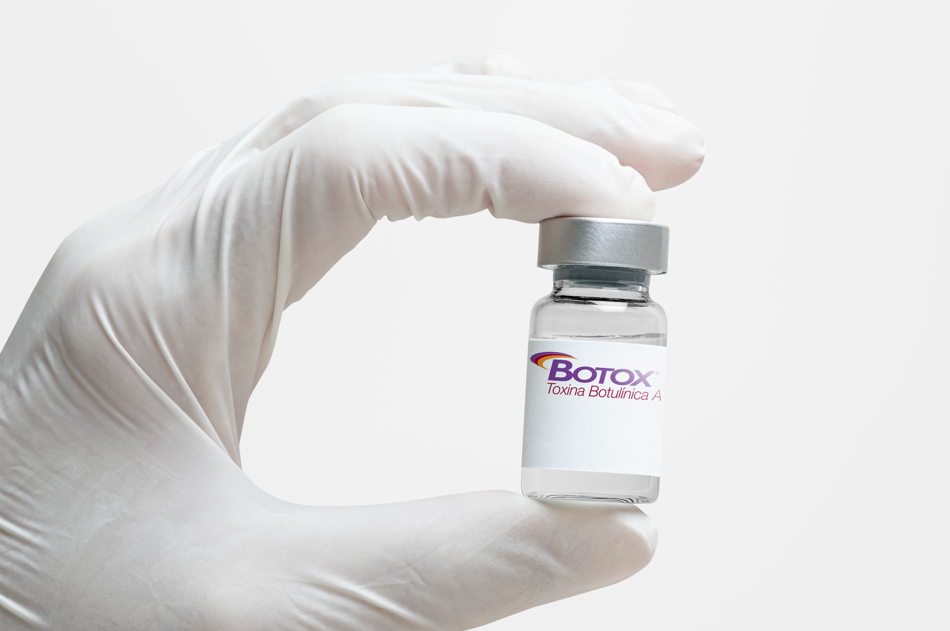 O que é implante dentário?