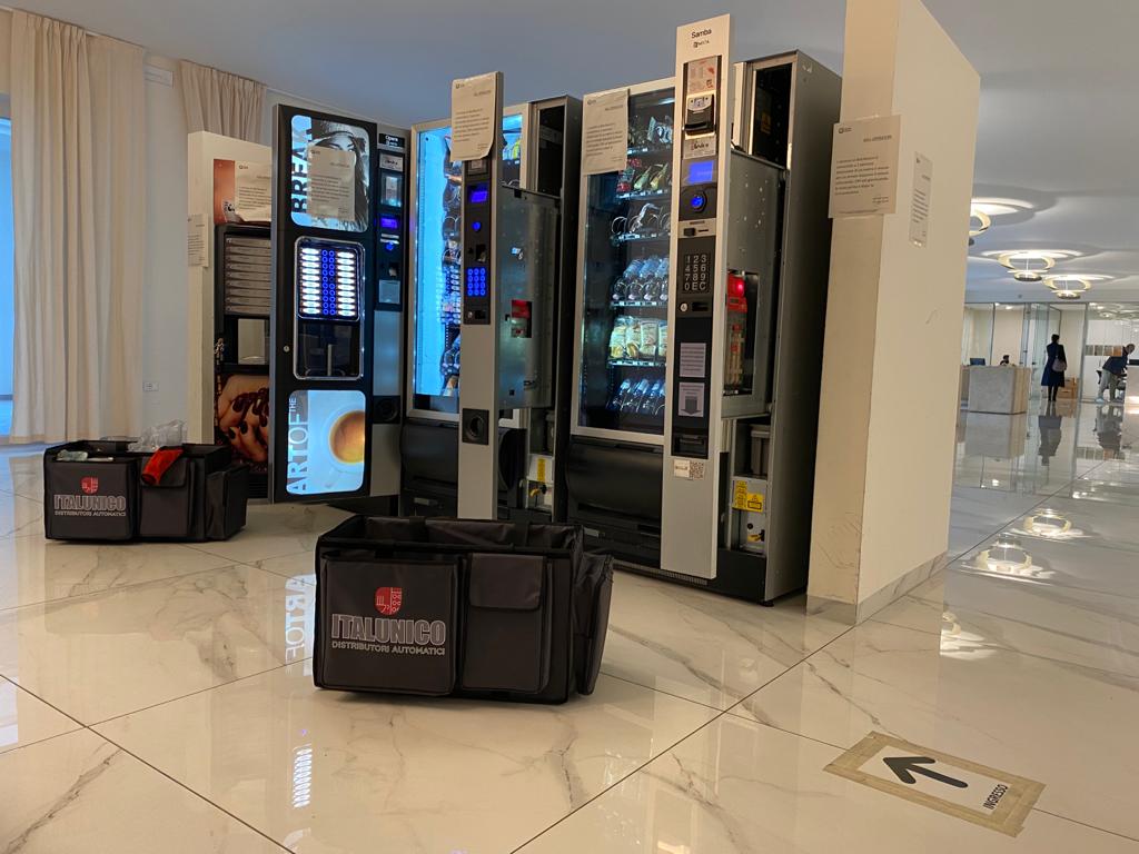 Tecnico per distributori automatici