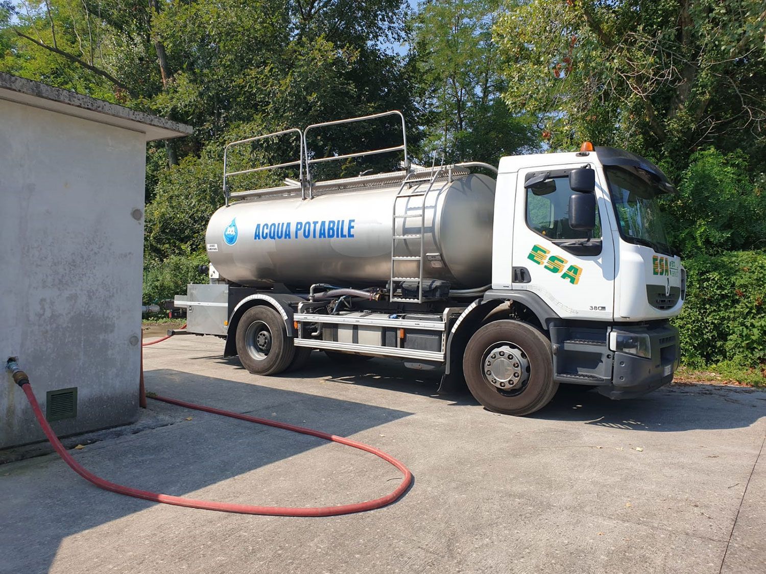 rifornimento acqua potabile