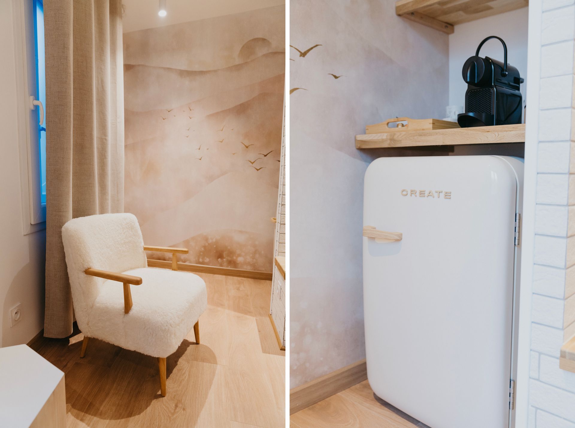 Il y a une chaise et un réfrigérateur dans la chambre.