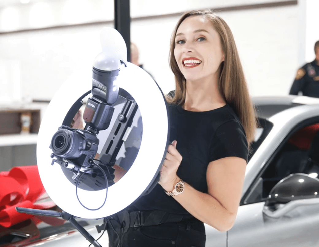 Roaming photographer working at an event for a client on N Main Street