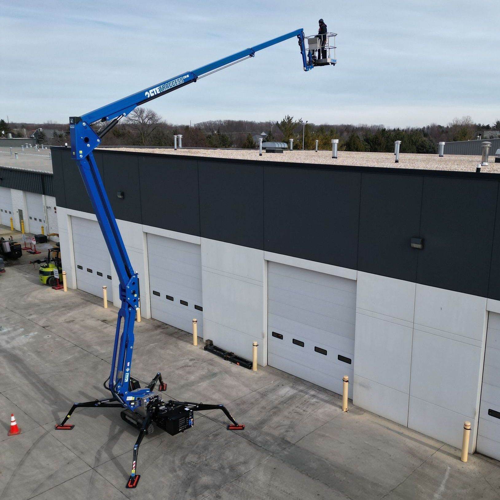 CTE boom lift in action in Michigan