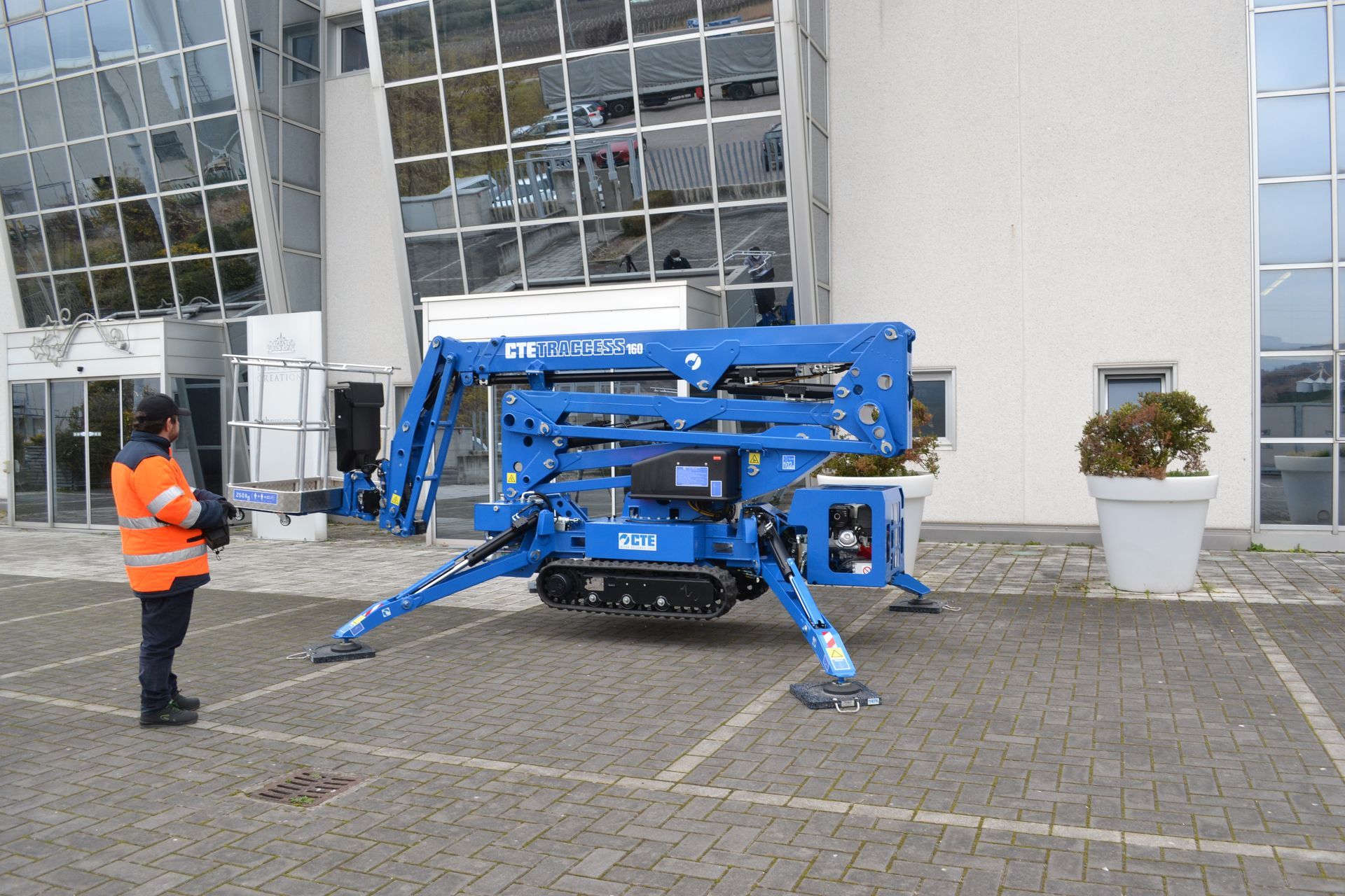 aerial lifts for facility maintenance