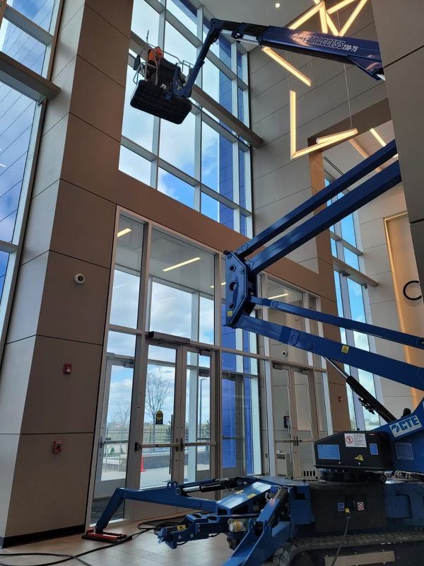 aerial boom lifts for window cleaning companies