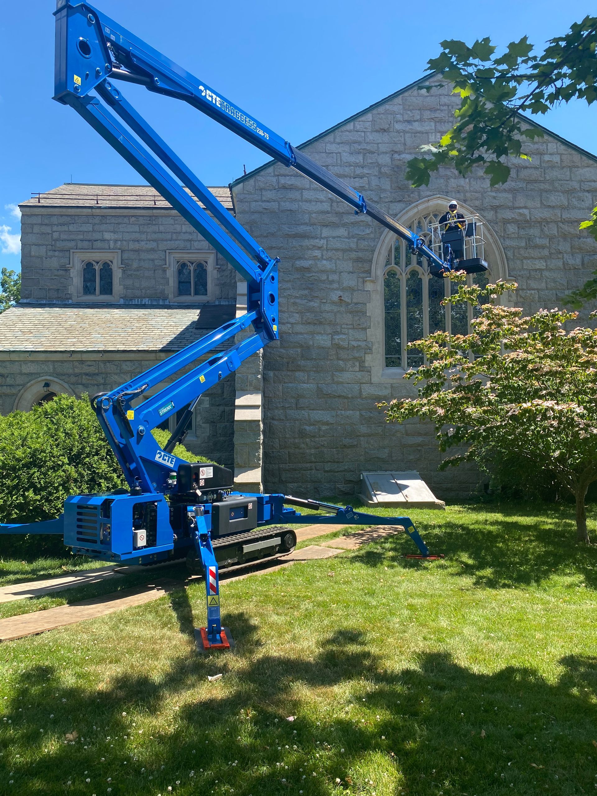 aerial lifts for facility maintenance