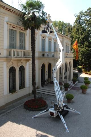 TRACCESS 170-56 Tracked Aerial Lift | CTE North America