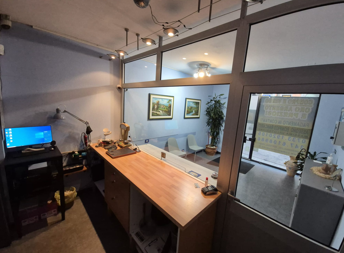 compravendita oro e preziosi, macerata