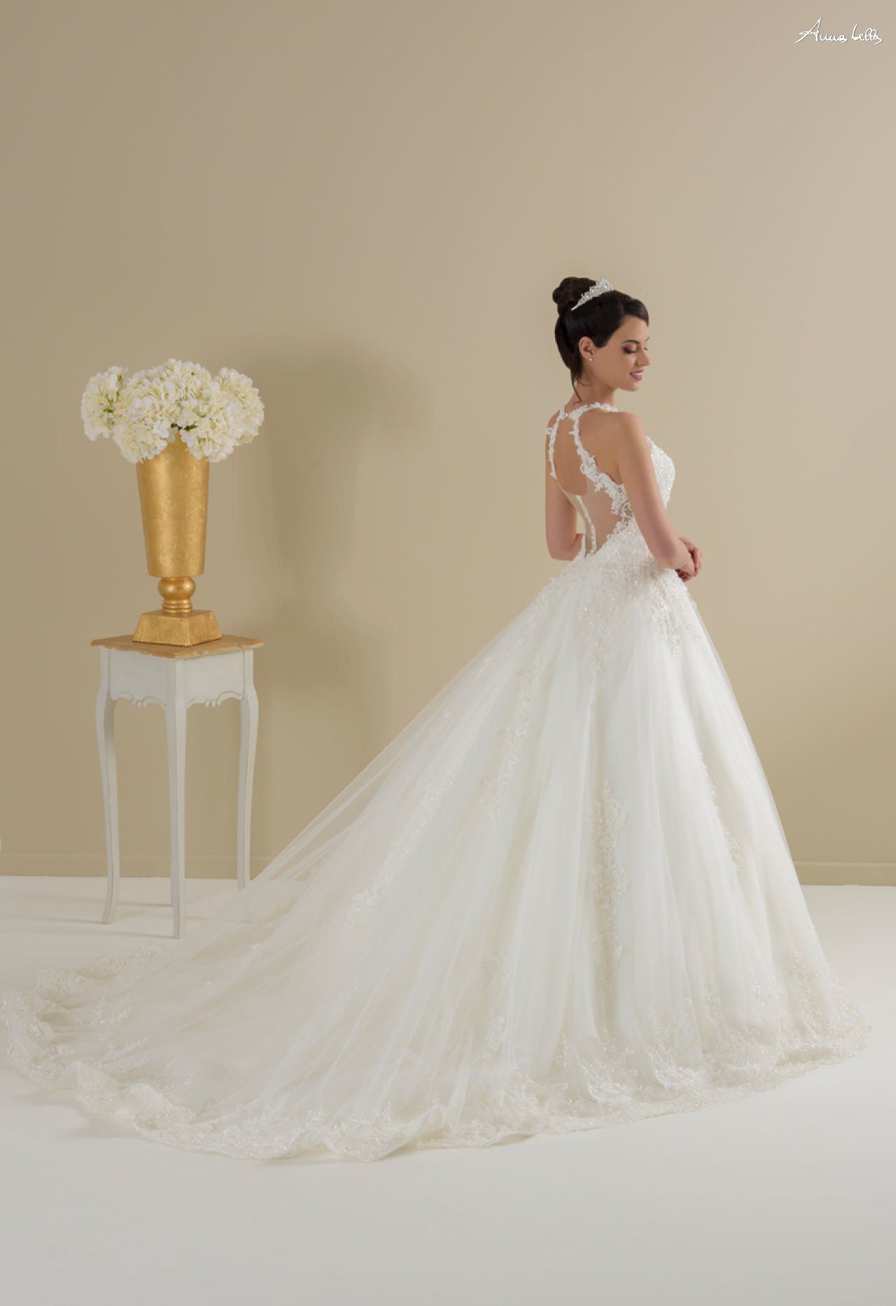 abito da sposa annabella con gonna in tulle