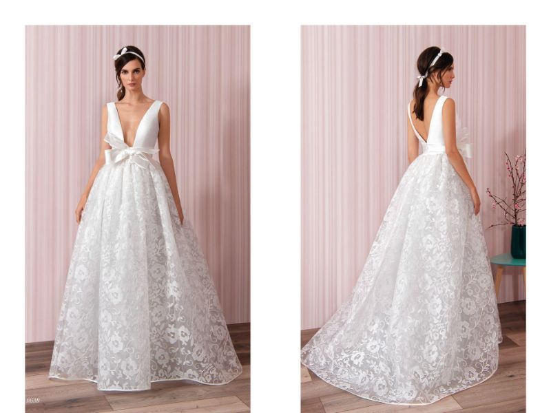 abito da sposa fiocco sul davanti