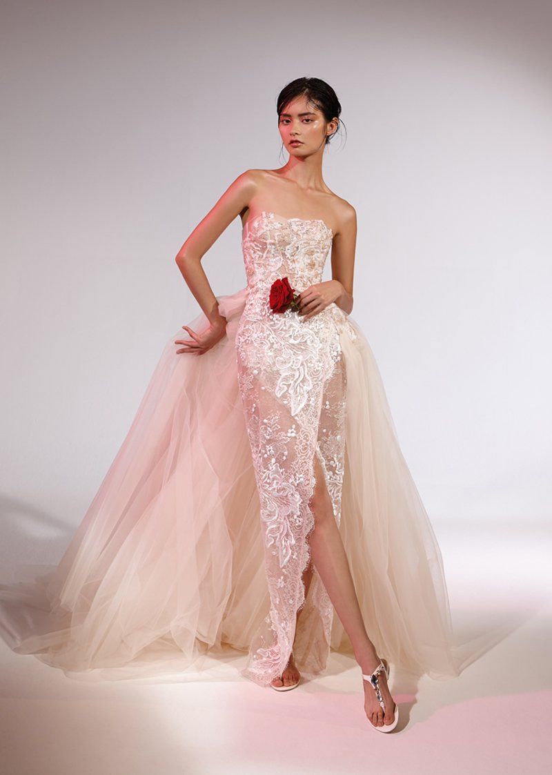 abito da sposa in tulle e pizzo