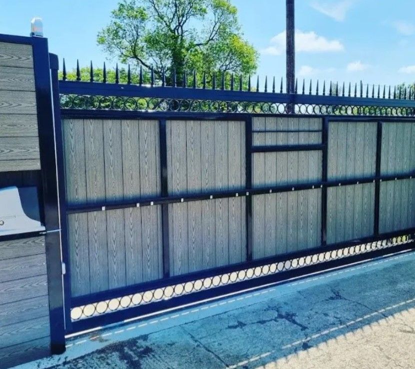 Composite Gates UK electric composite commercial gates Glasgow