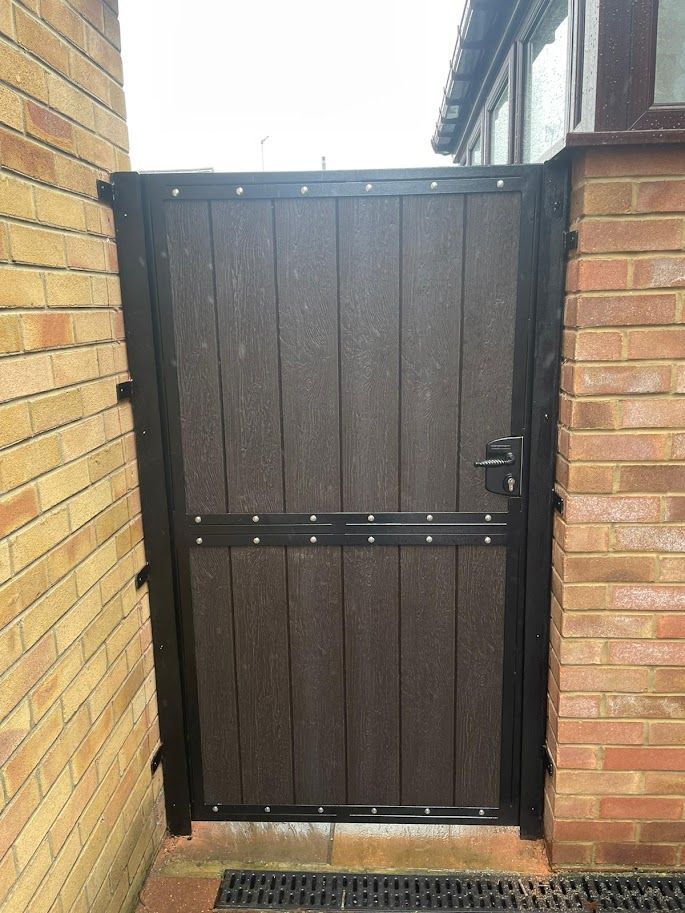 Composite Gates UK grey composite side gate