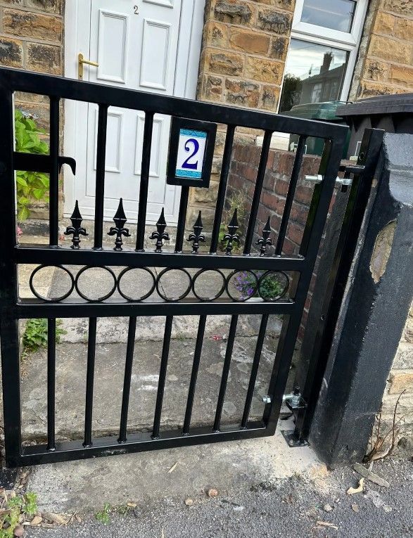 front garden metal gate Cirencester