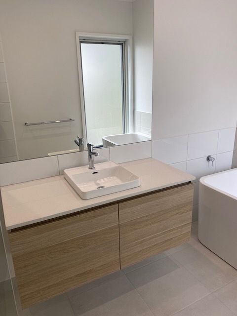 Ferrier+main+bath+vanity