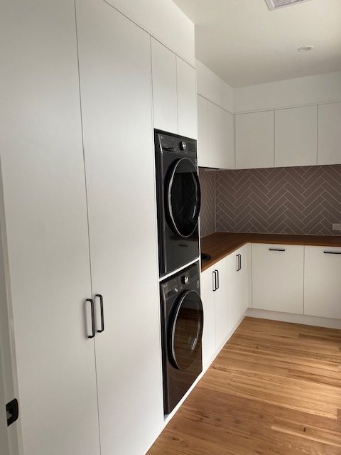 Raymond+laundry-fa75da5e