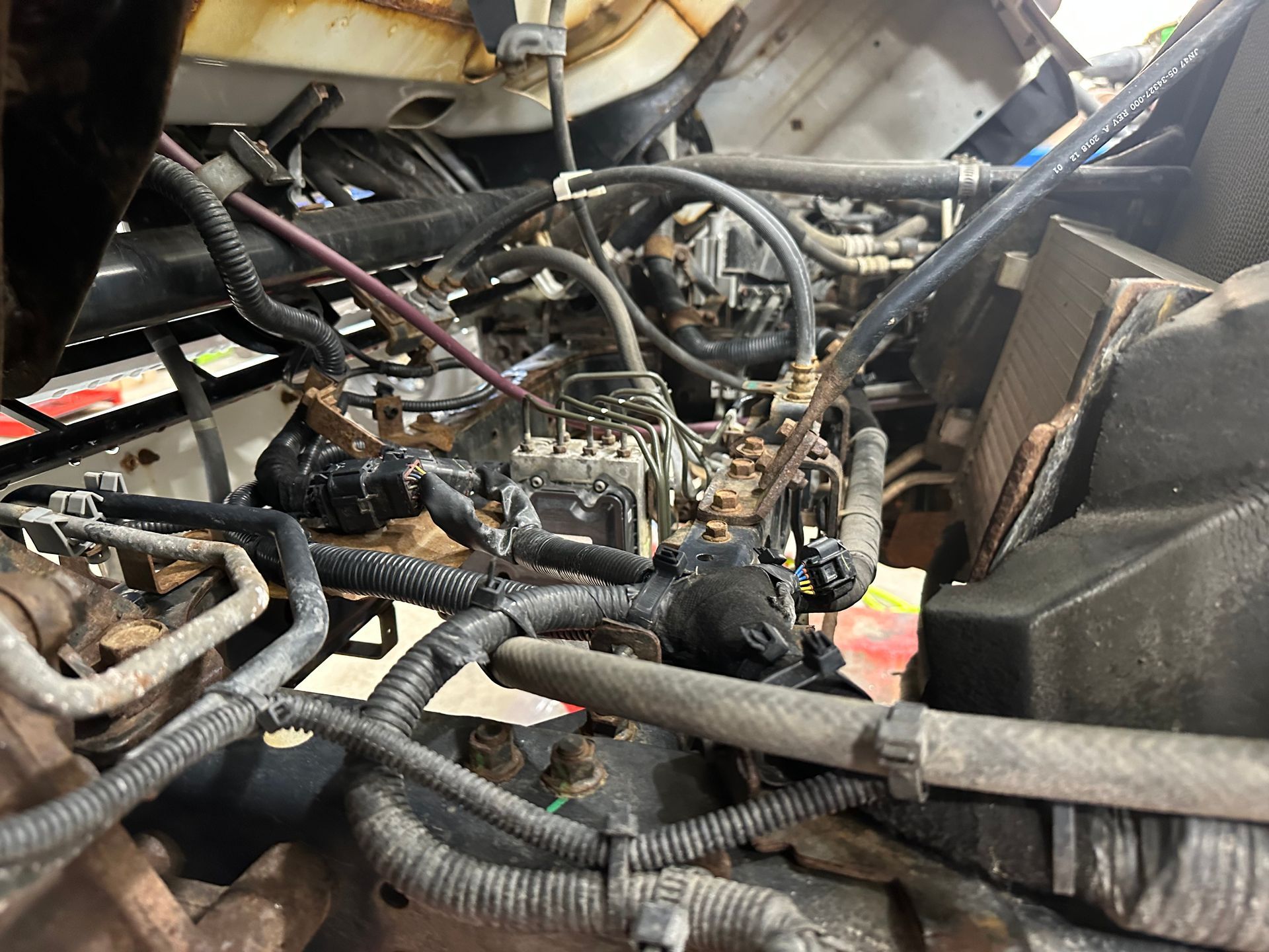Close up of fleet truck engine bay. | Lou's Car Care Center, Inc.