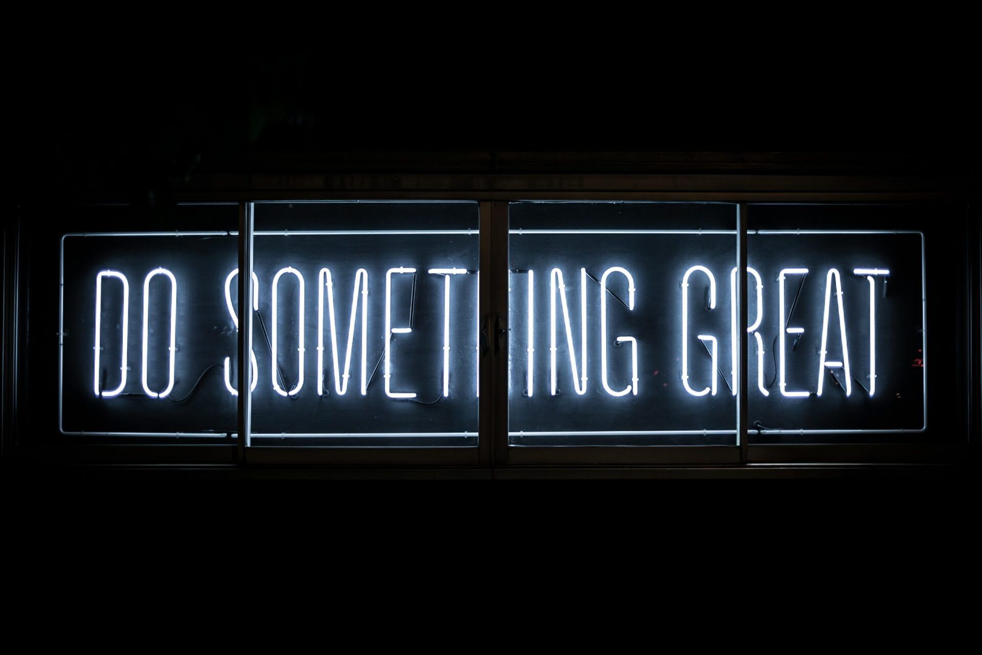 neon sign saying do something great for how to change your mindset