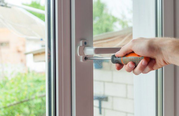 window handle being installed