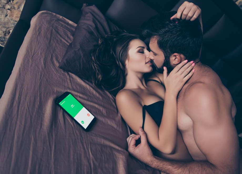 Gaat je partner vreemd, leugendetector bus