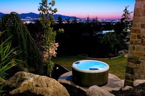 How to Shop for a Hot Tub