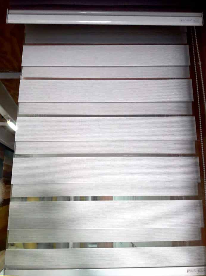 ALFOMBRAS Y PISOS VINÍLICOS S.A. DE C.V - persiana 4