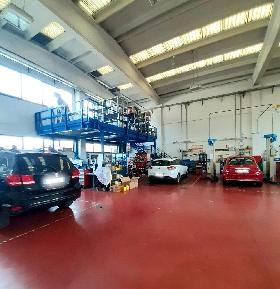 centro di riparazione auto