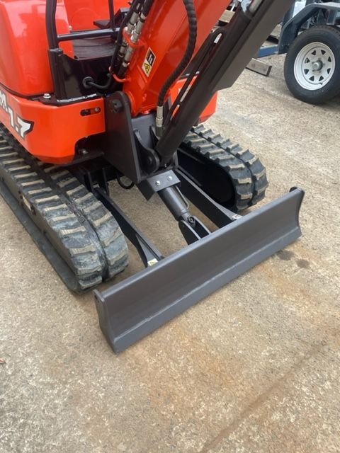 Skid steer dozer blades