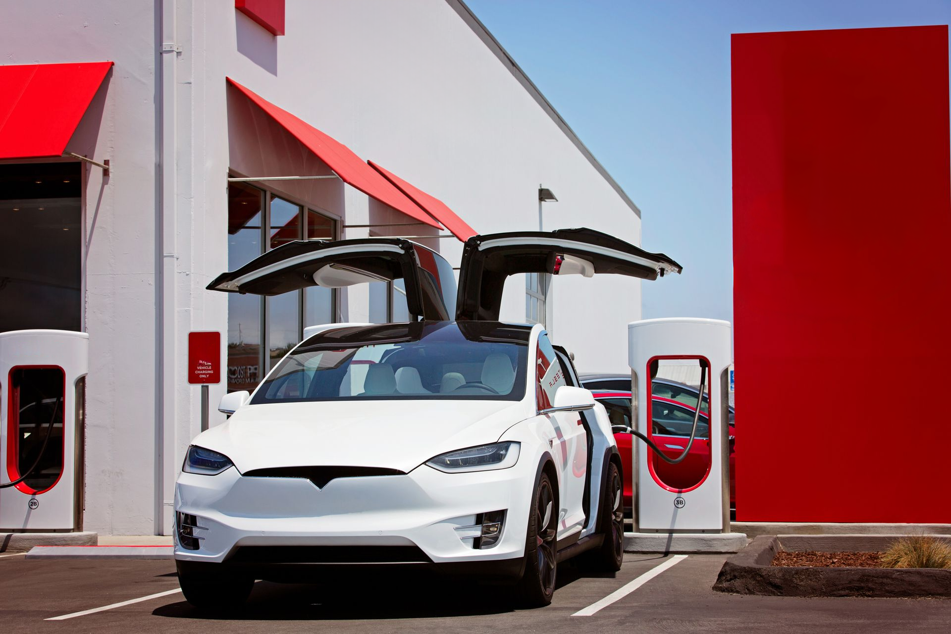 Tesla Auto Repair – Kennewick, WA | Steve's Tire & Auto Repair