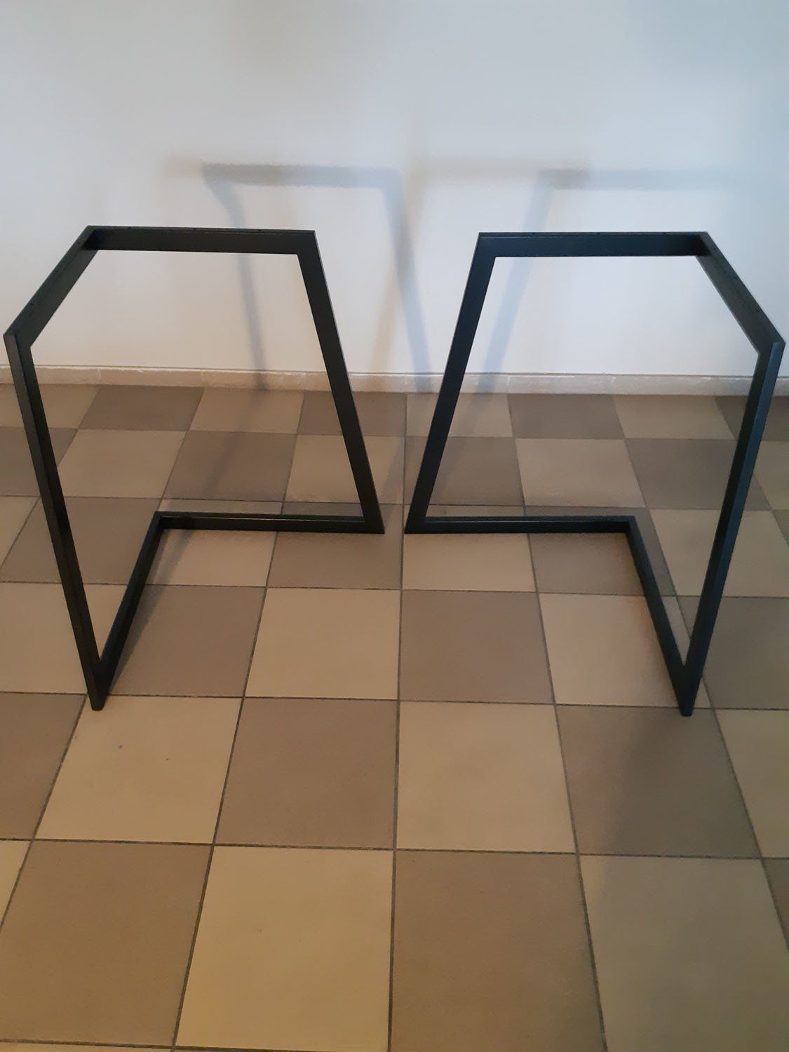 kampiniai rėmai iš metalo