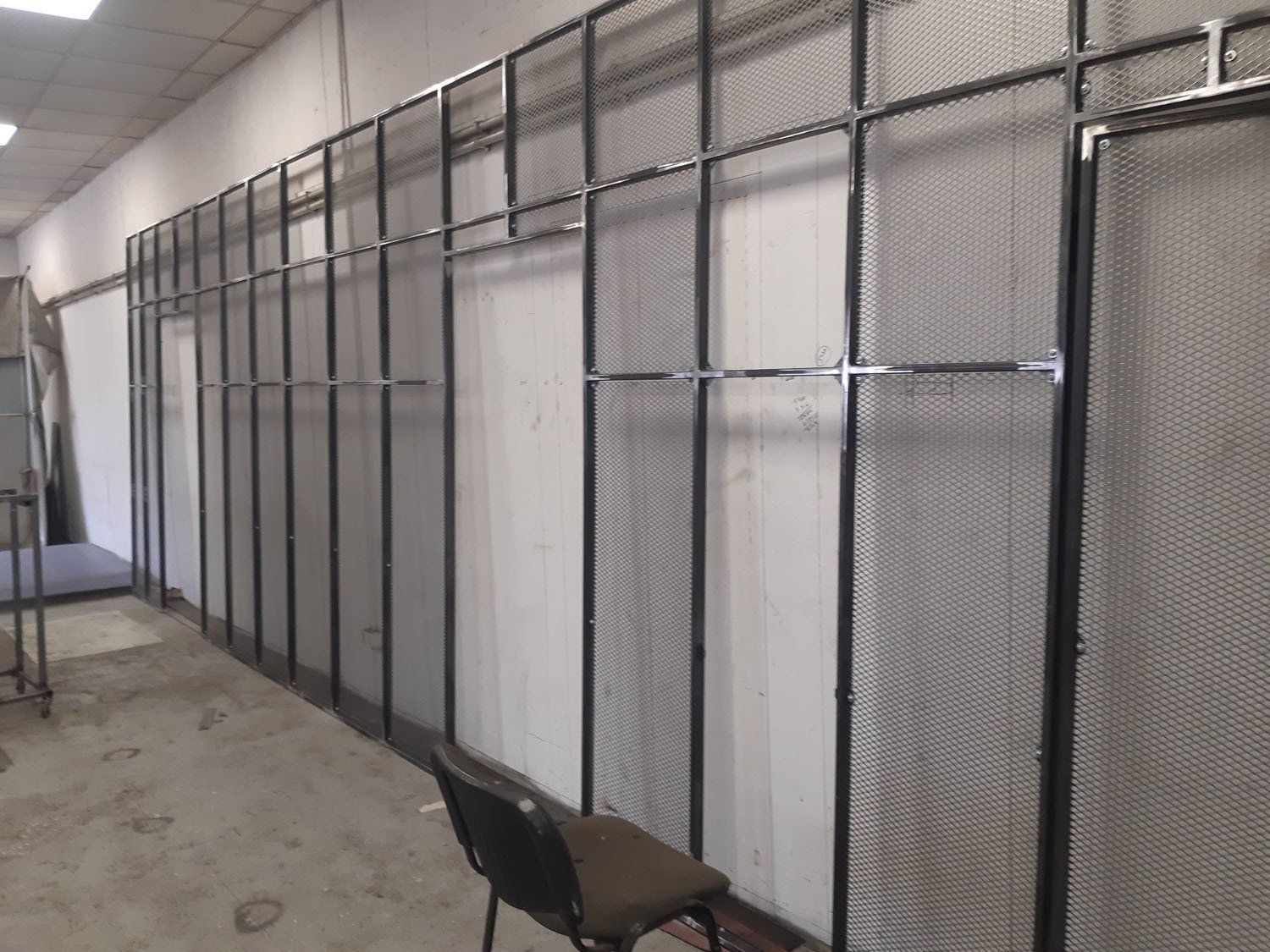 metalinės sienelės rėmas