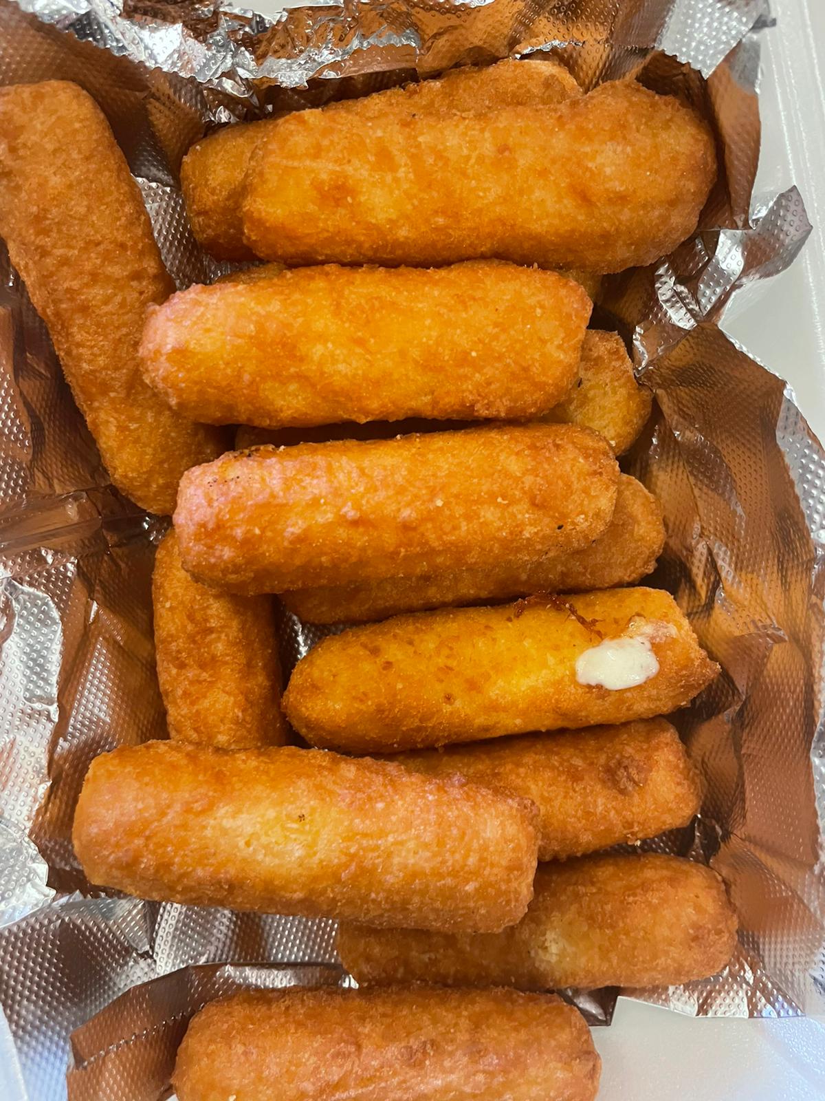 Friendly Pizza restaurant