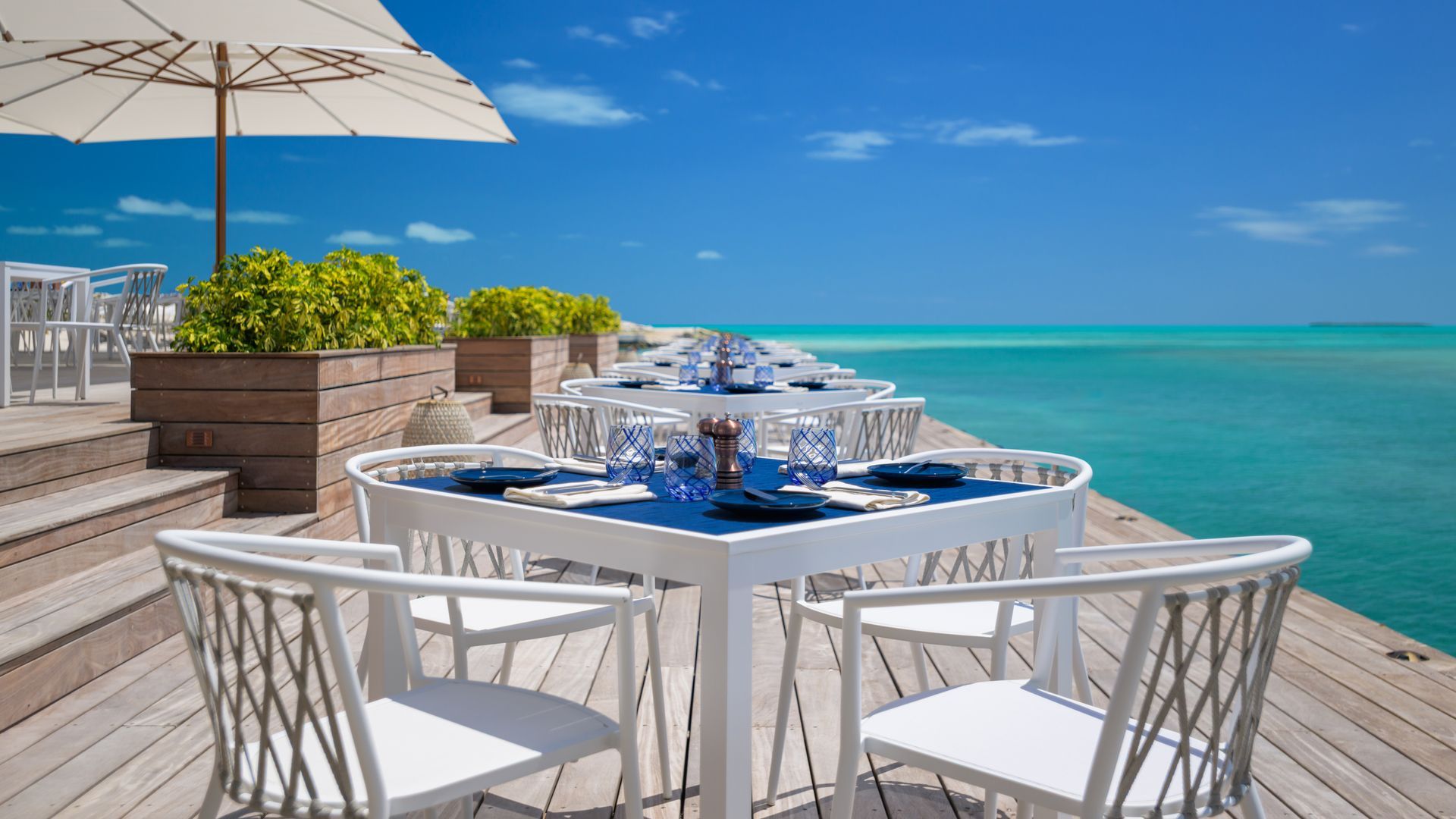 Land + Sea Restaurant