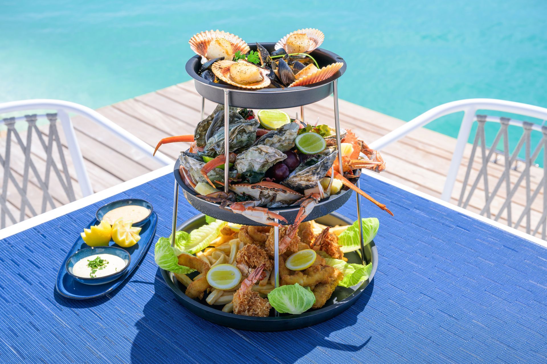 Land + Sea Restaurant