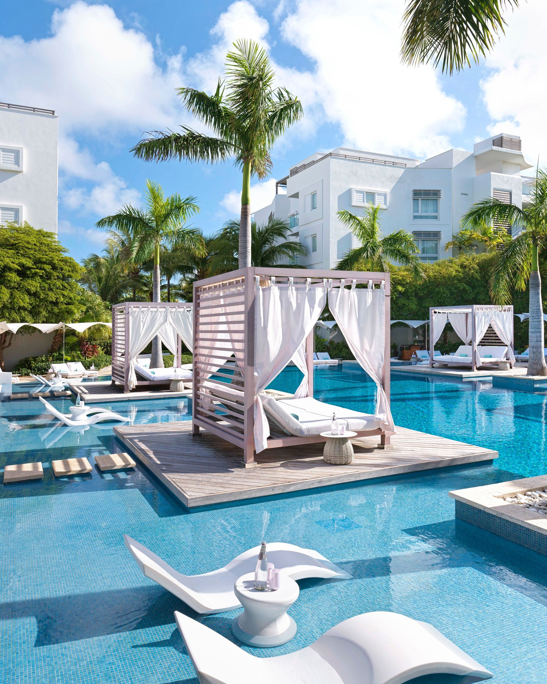 Infinity Pool, Wymara Resort + Villas, Turks and Caicos