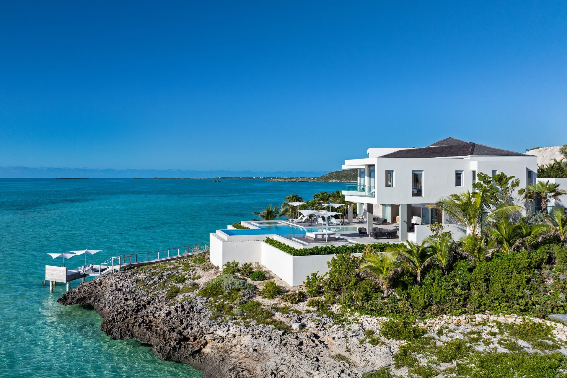 Six Bedroom Astra Villa