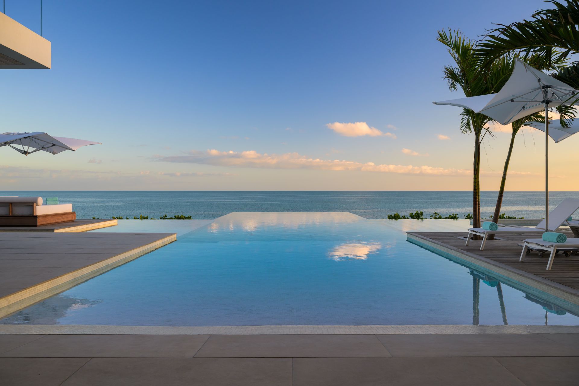 Six Bedroom Azure Villa