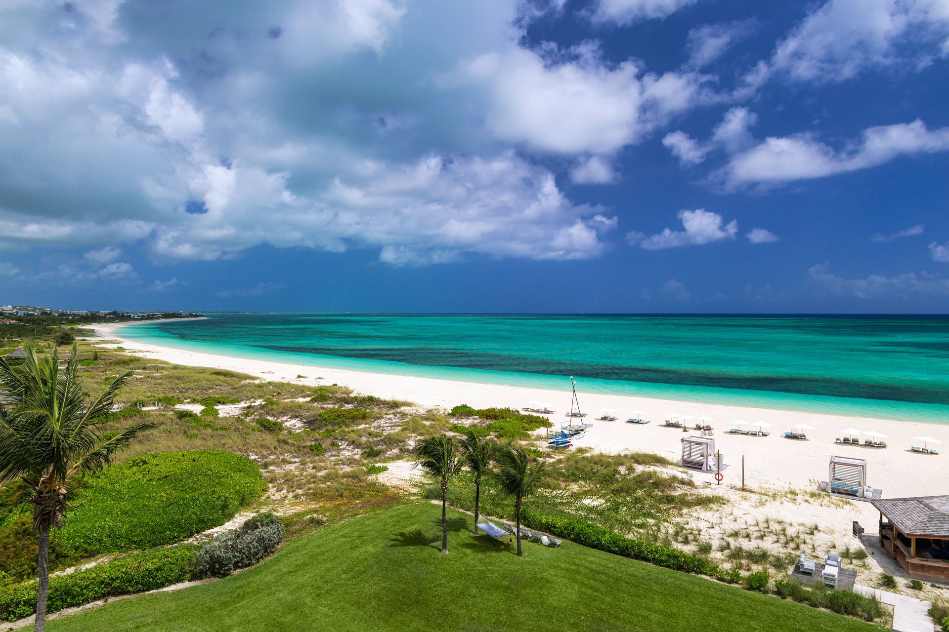 Oceanfront One Bedroom Penthouse Suite